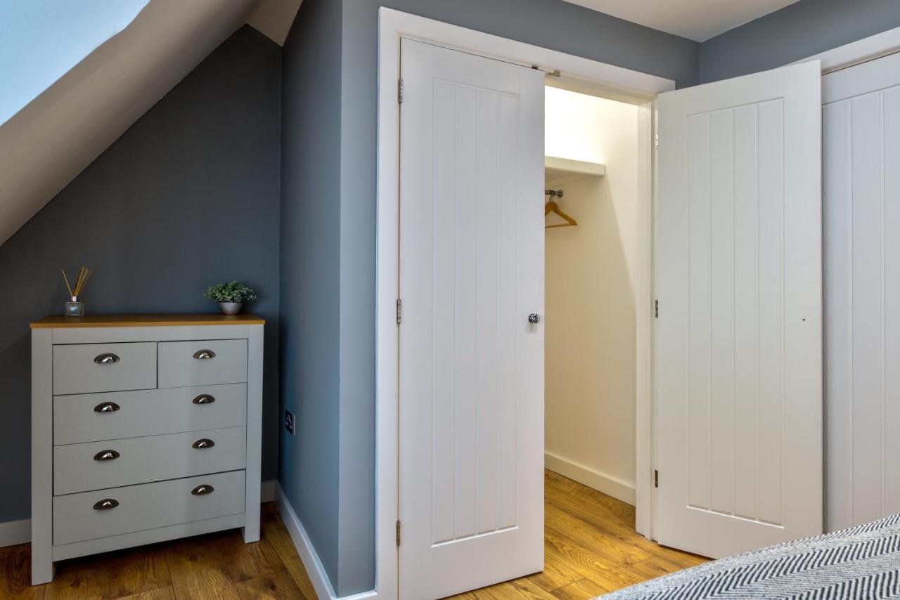 Stamford Central Stay - Stylish 2-Bed Apartment With Wifi Bagian luar foto